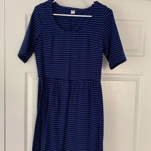 Women’s old navy dress.